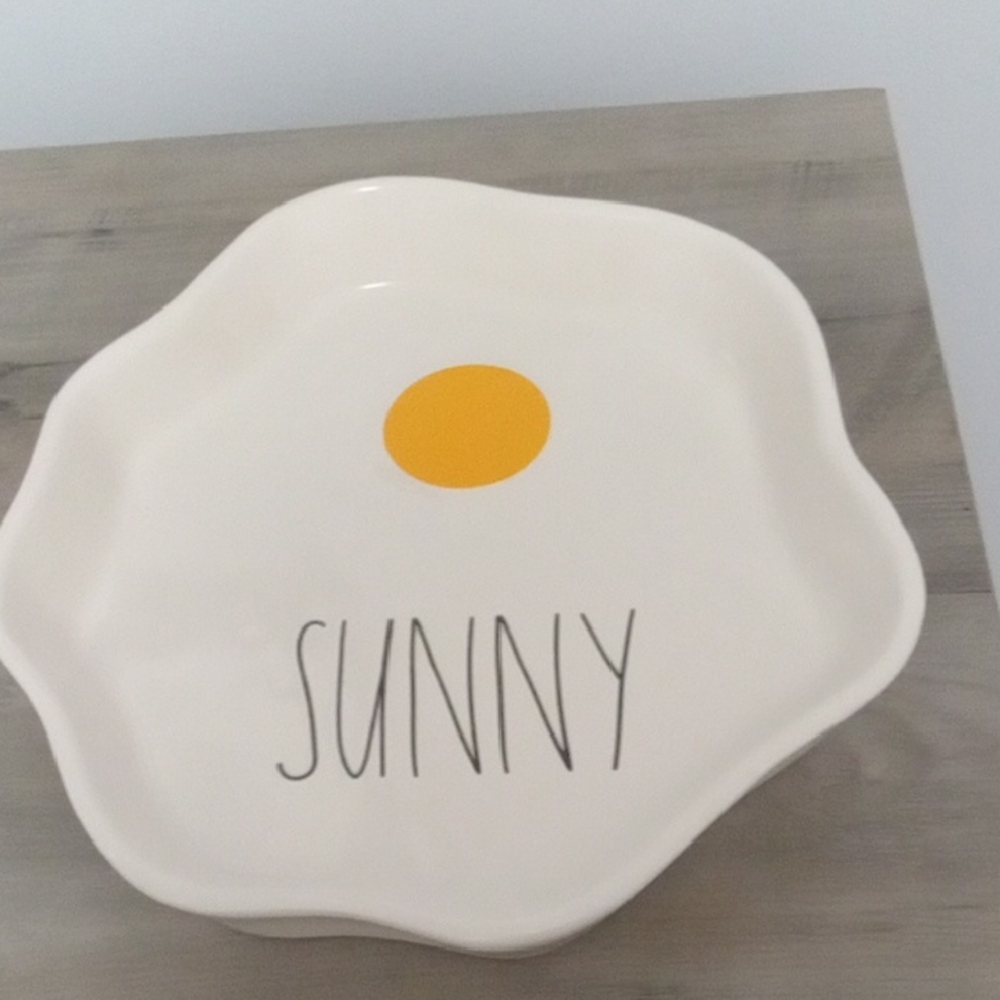 Rae Dunn SUNNY Egg Plate